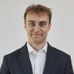 Image of Robert Leadbetter