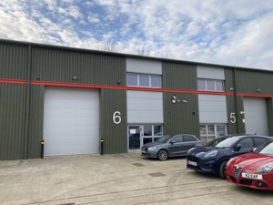  Aylesbury,  Buckinghamshire HP18 0XB picture 1