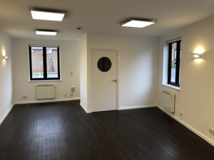  Warren Park,  Milton Keynes,  Buckinghamshire,  MK12 5NF picture 3