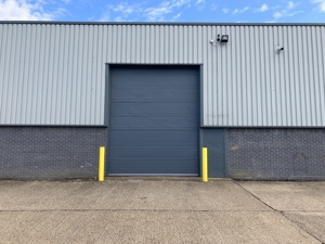  Stacey Bushes,  Milton Keynes,  Buckinghamshire,  MK12 picture 4