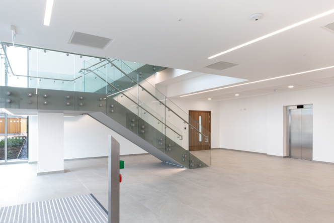 Image of SDC_B960 R&D2B_F (11)