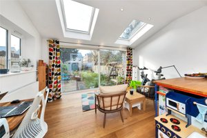 Cambridgeshire, CB1 3EB picture 5