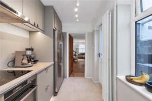 Cambridgeshire, CB1 2LS picture 5