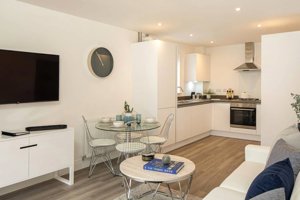 Cambridge, CB1 8RJ picture 1