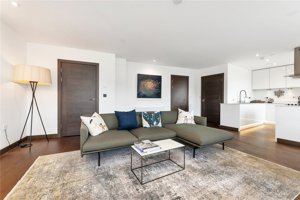 Cambridgeshire, CB1 2GE picture 4