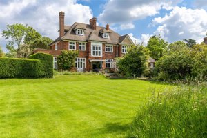 Cambridgeshire, CB2 7EB picture 1