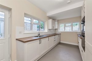 Cambridgeshire, CB2 8BH picture 4