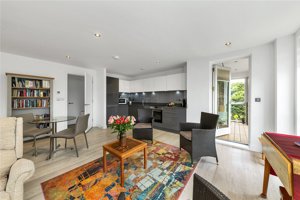 Cambridgeshire, CB2 8EF picture 5