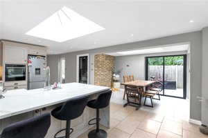 Cambridge, Cambridgeshire, CB2 9LS picture 3