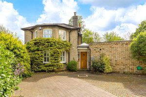 Cambridge, Cambridgeshire, CB2 9LS picture 1