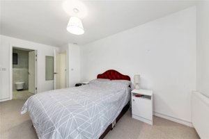 Cambridgeshire, CB2 8RA picture 5