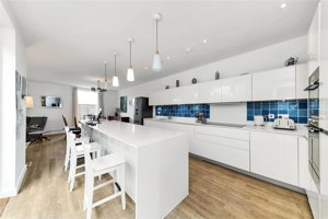 Cambridge, Cambridgeshire, CB2 9EH picture 4