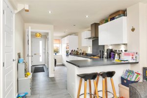 Cambridge, Cambridgeshire, CB2 9GE picture 3