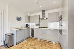 Cambridge, Cambridgeshire, CB2 9EW picture 2