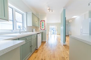 Cambridge, CB2 9NF picture 3