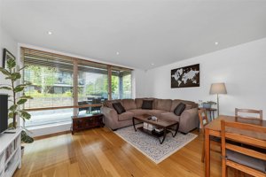 Cambridge, CB2 8DG picture 2