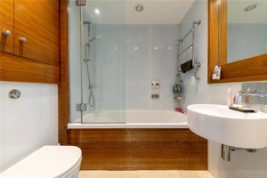 Cambridge, CB2 8DG picture 5