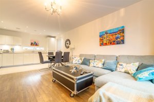 Cambridge, CB2 9BW picture 2