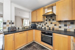 Cambridge, Cambridgeshire, CB22 7TW picture 4