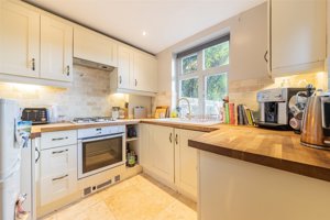 Cambridge, CB22 3HJ picture 5