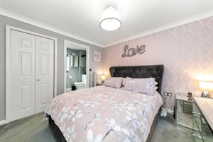 Cambridge, CB22 4AD picture 6