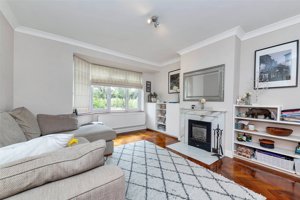 Cambridge, Cambridgeshire, CB22 5DT picture 3