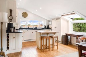 Cambridgeshire, CB22 4NW picture 6