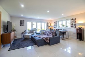 Cambridge, CB23 1HE picture 3