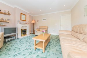 Cambridge, CB23 7EF picture 4