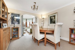 Cambridge, Cambridgeshire, CB24 6DA picture 4