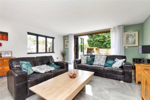 Cambridge, CB24 9NZ picture 3