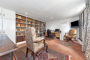 Cambridge, CB25 0LU picture 5