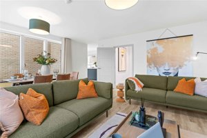 Cambridge, CB25 9RS picture 5