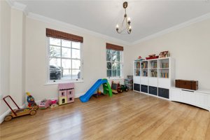 Cambridge, CB25 9AD picture 4