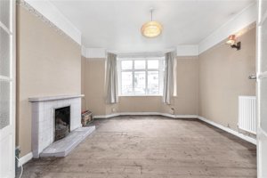 Cambridgeshire, CB3 0HZ picture 2