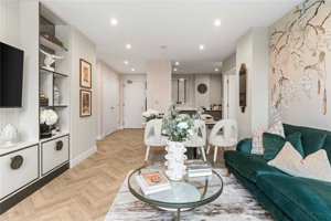 Cambridge, CB3 1BL picture 5