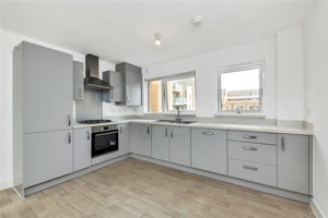 Cambridgeshire, CB3 0UF picture 4