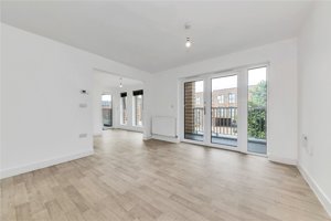 Cambridgeshire, CB3 0UF picture 1