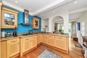 Cambridge, CB3 9EE picture 4