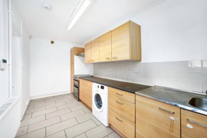 Cambridge, Cambridgeshire, CB3 9ND picture 5