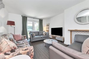 Cambridgeshire, CB3 0BP picture 5