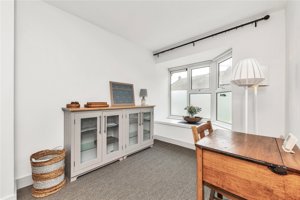 Cambridgeshire, CB3 0BP picture 6