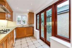 Cambridgeshire, CB5 8HR picture 5