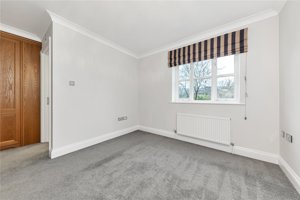 Cambridgeshire, CB5 8HR picture 6