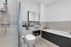 Cambridgeshire, CB5 8BX picture 5