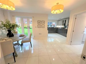 Norfolk, NR13 4RT picture 2