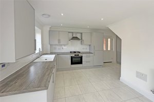 Suffolk, NR34 9YU picture 2