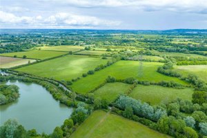 Oxfordshire, OX29 7QB picture 3