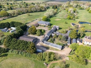 St Neots, Cambridgeshire, PE19 6XN picture 1