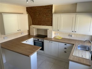 Wareside, Hertfordshire, SG12 7RE picture 4